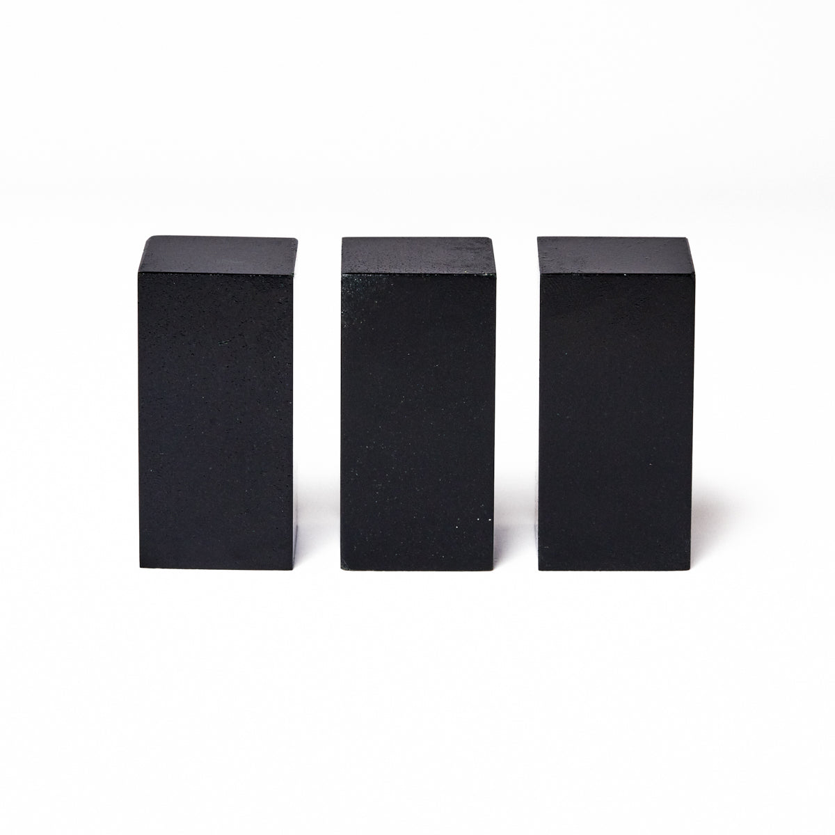 遼凍石 2.5x2.5x5cm(三点セット)