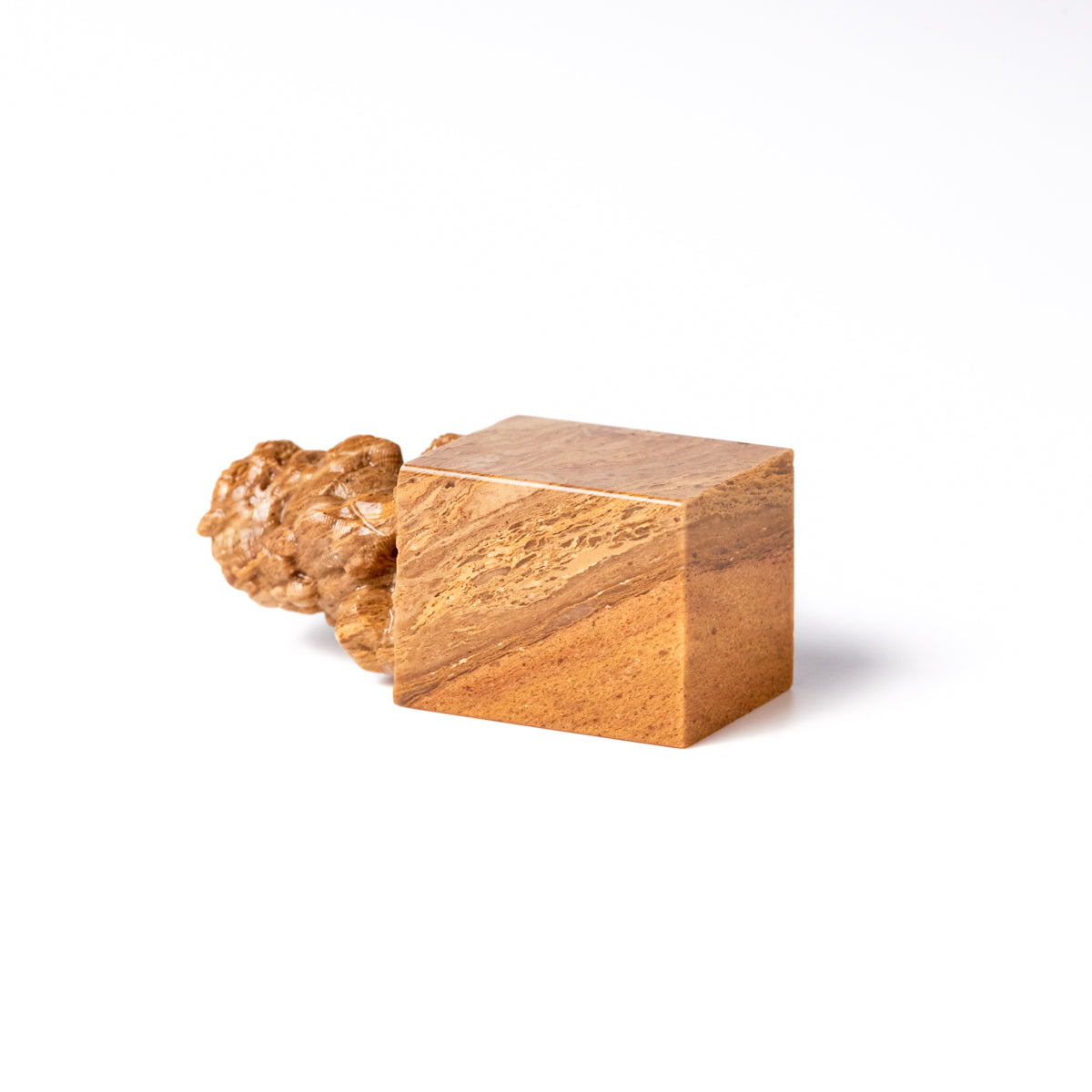 寿山石 神木 2x2x4.8(狮子)