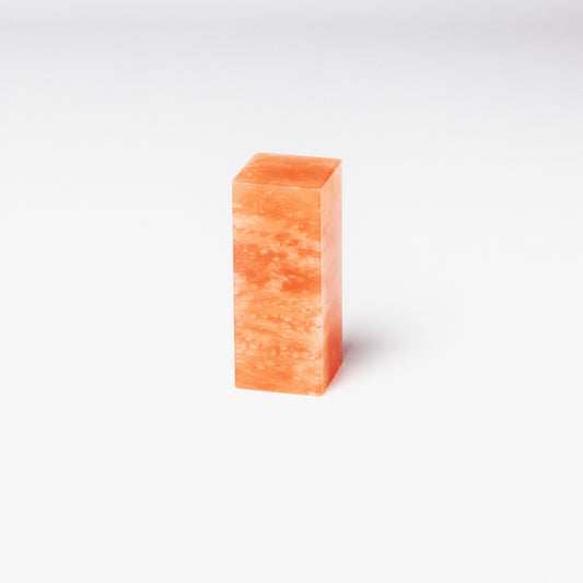 崑崙彩凍石 2x2x5cm