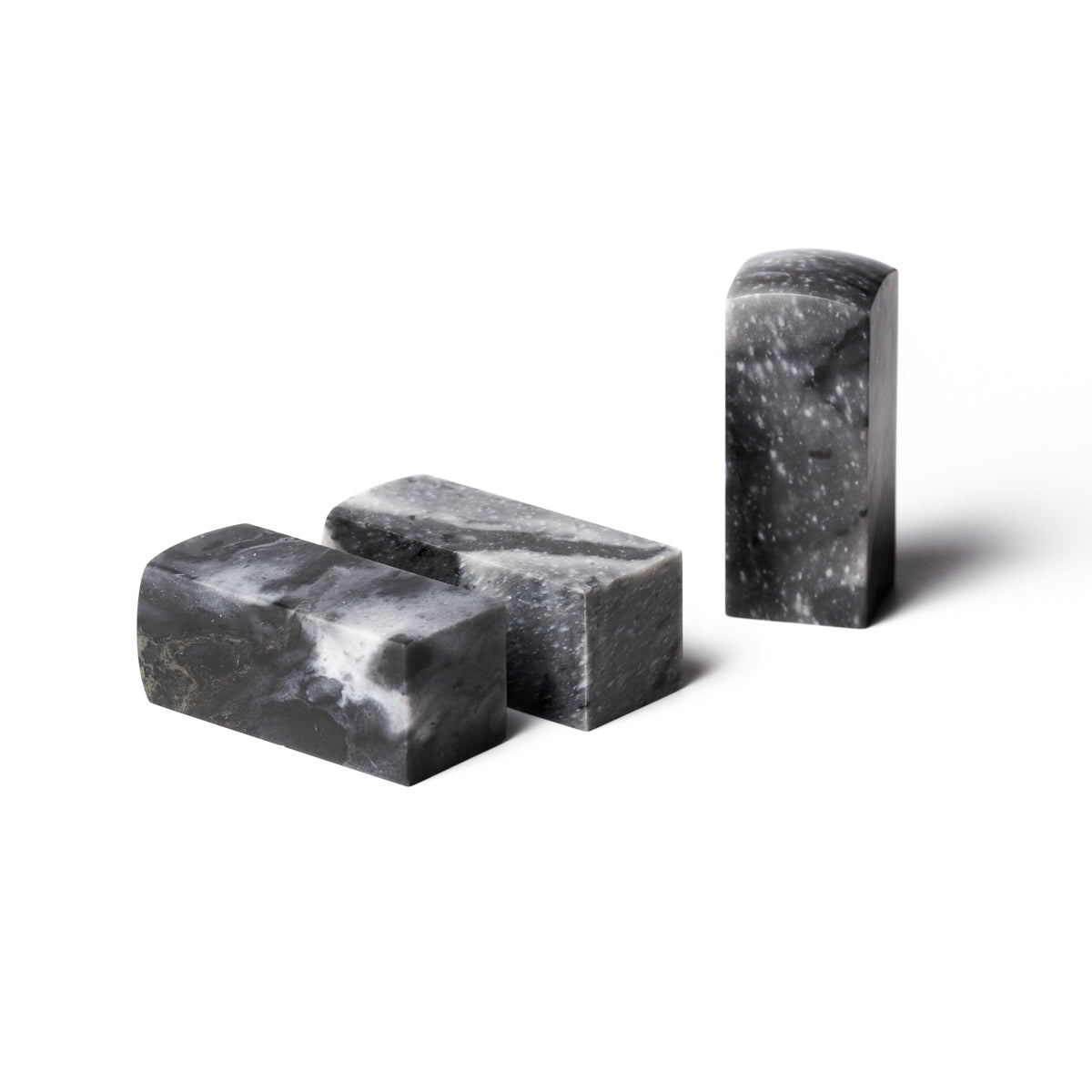 墨玉凍石 2x2x5(三点セット)