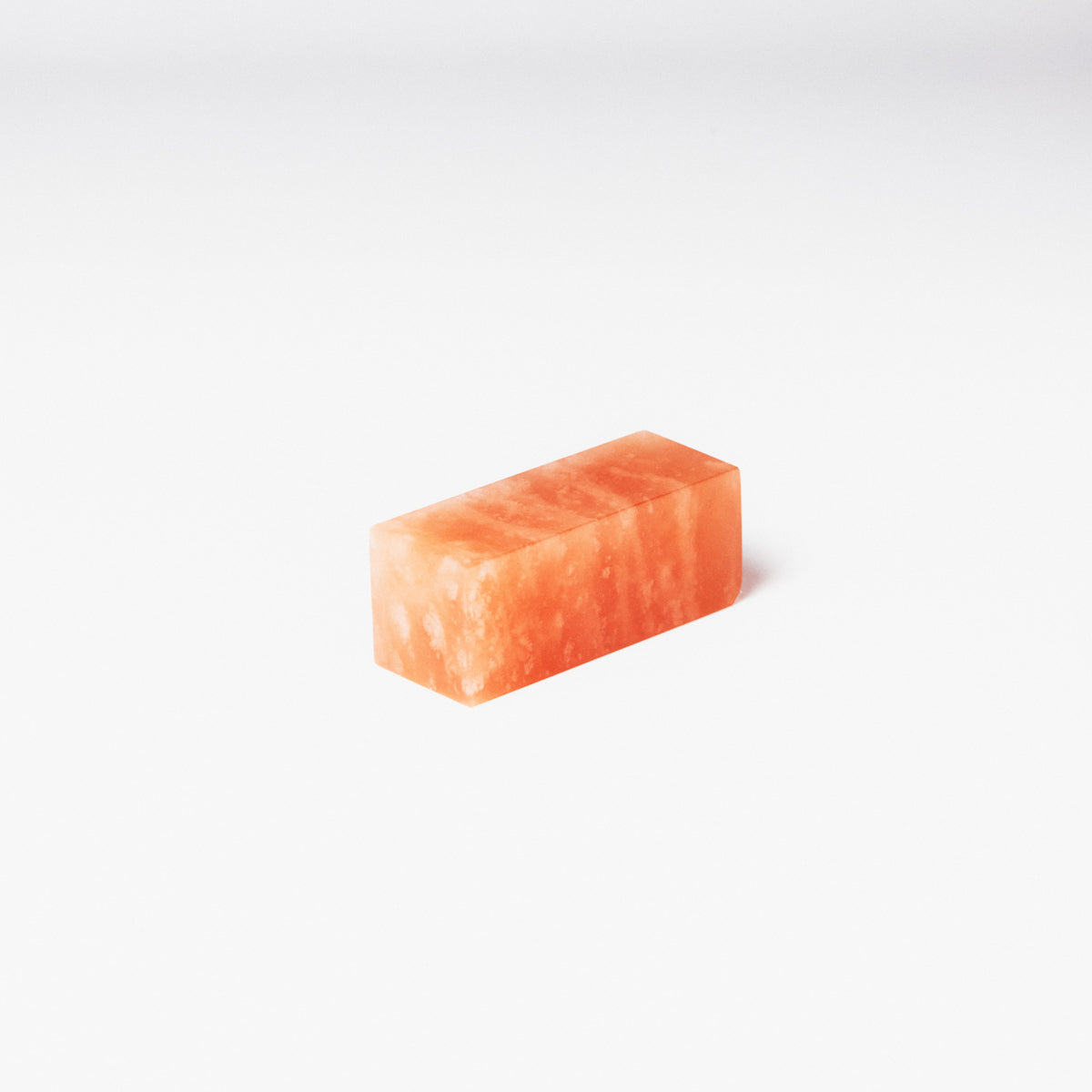 崑崙彩凍石 2x2x5cm