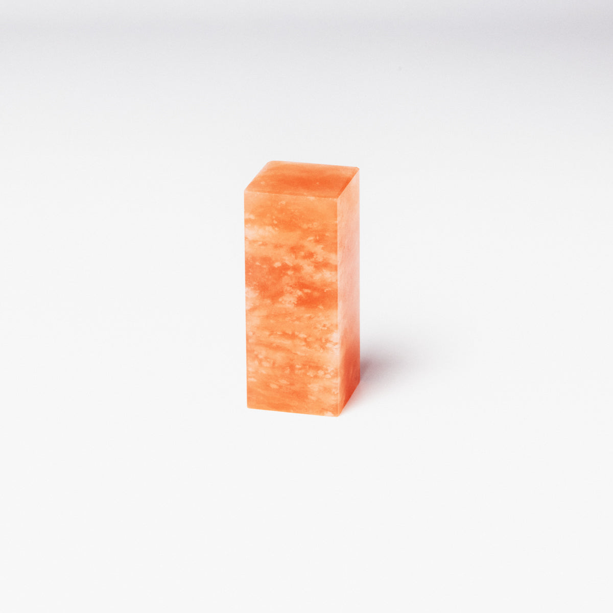 崑崙彩凍石 2x2x5cm